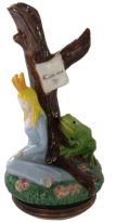 Princess & Frog (15/W285)   2.75" tall. (2006)