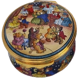 Teddy Ball (01/4242) 1.62" diameter. Hinged lid. 